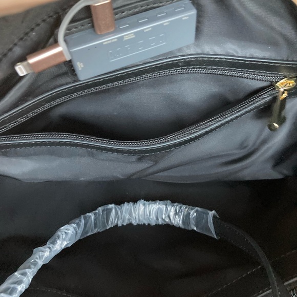 Mezzi Black Suede and Leather Tote Bag/Handbag With Built In Charger. NEW! - Picture 15 of 16